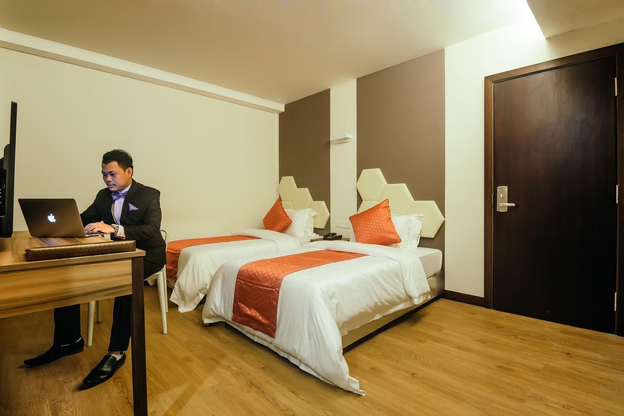 Memoire Hornbill Hotel Kuching Exterior foto