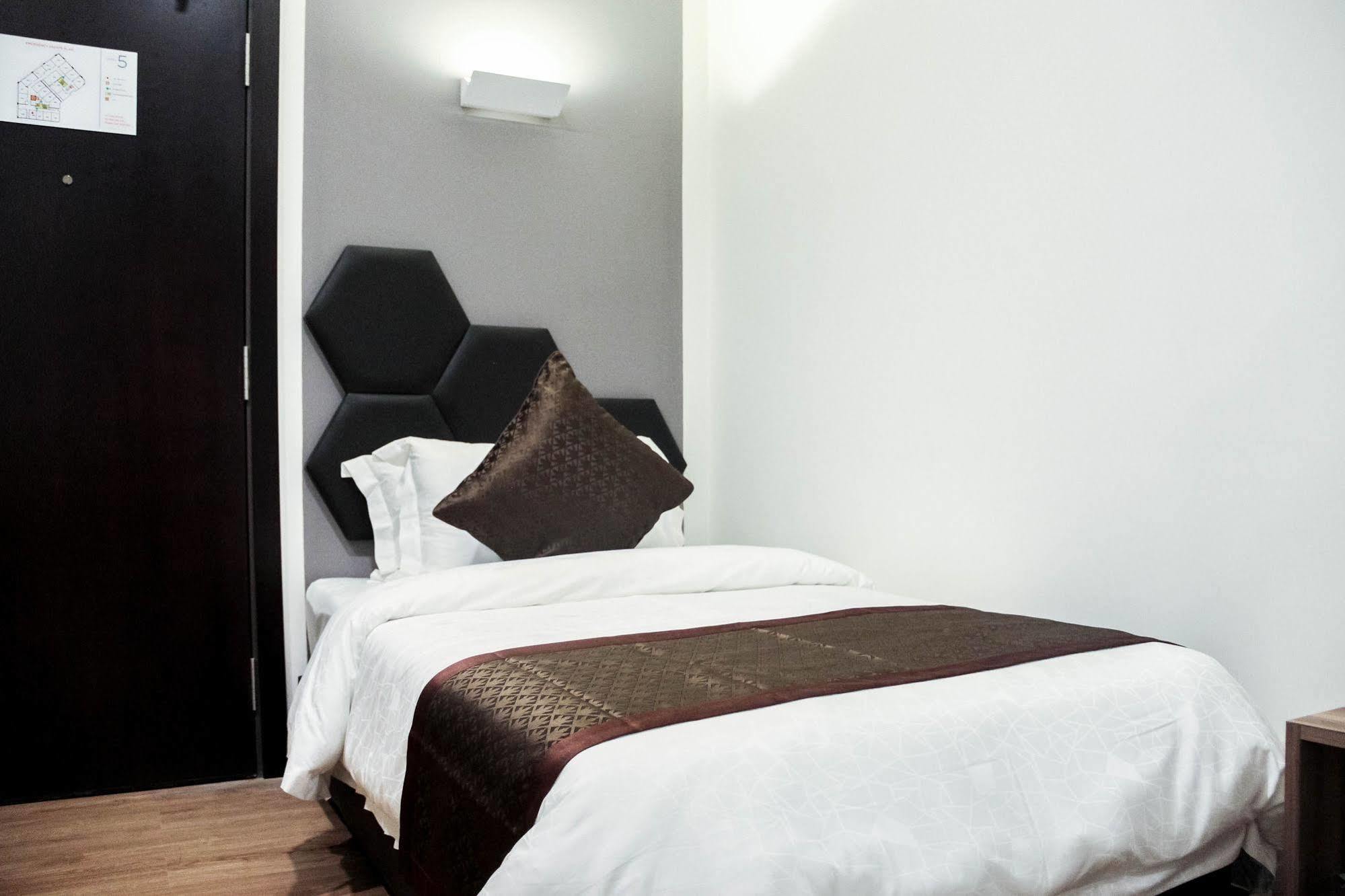 Memoire Hornbill Hotel Kuching Exterior foto