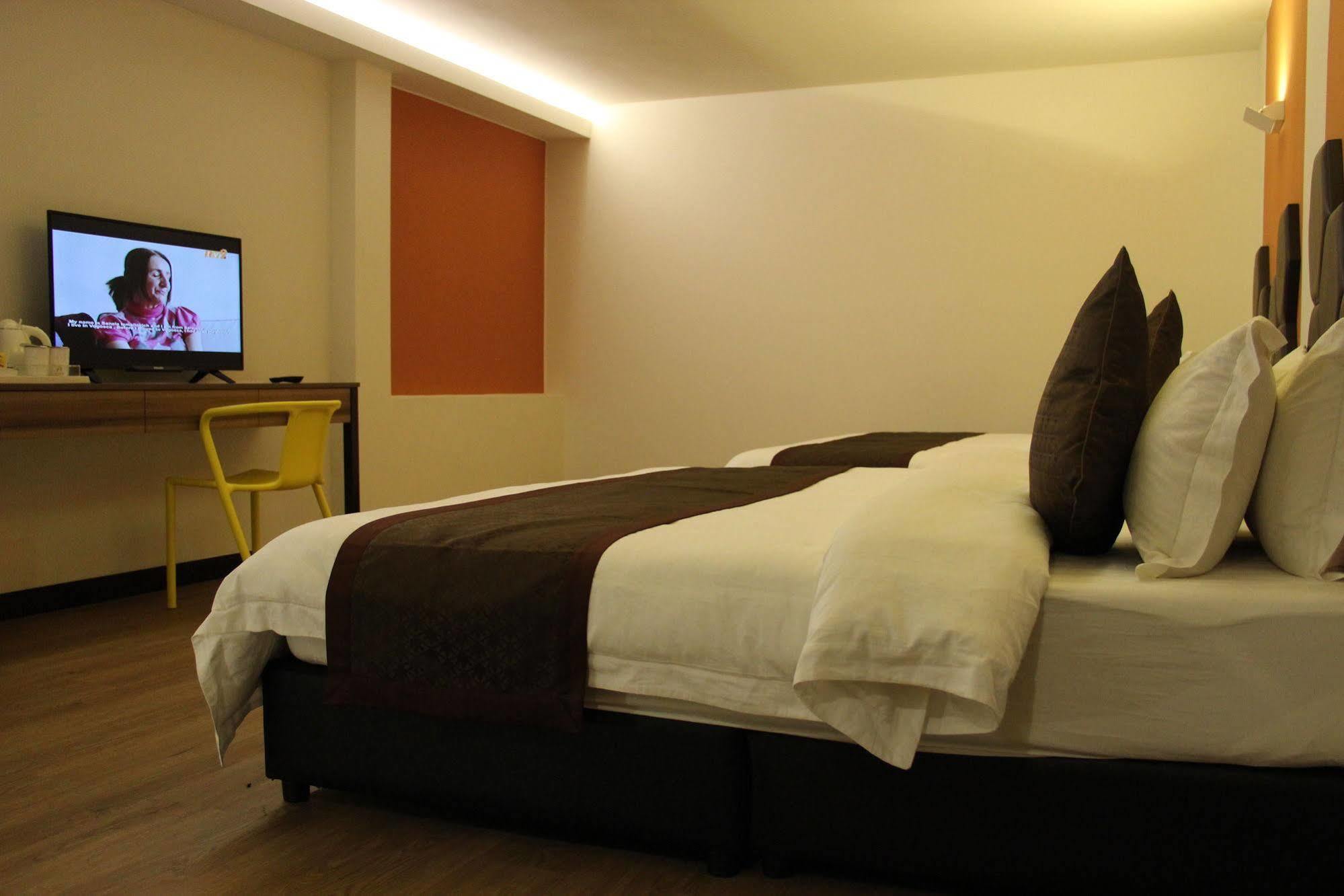 Memoire Hornbill Hotel Kuching Exterior foto